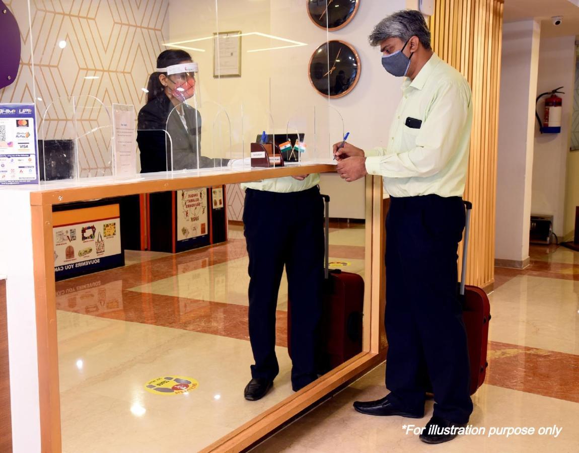 Spot On Sri Sai Lohith Lodge Near Snow World Secunderabad Ngoại thất bức ảnh